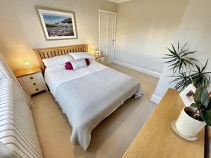 Bedroom- click for photo gallery